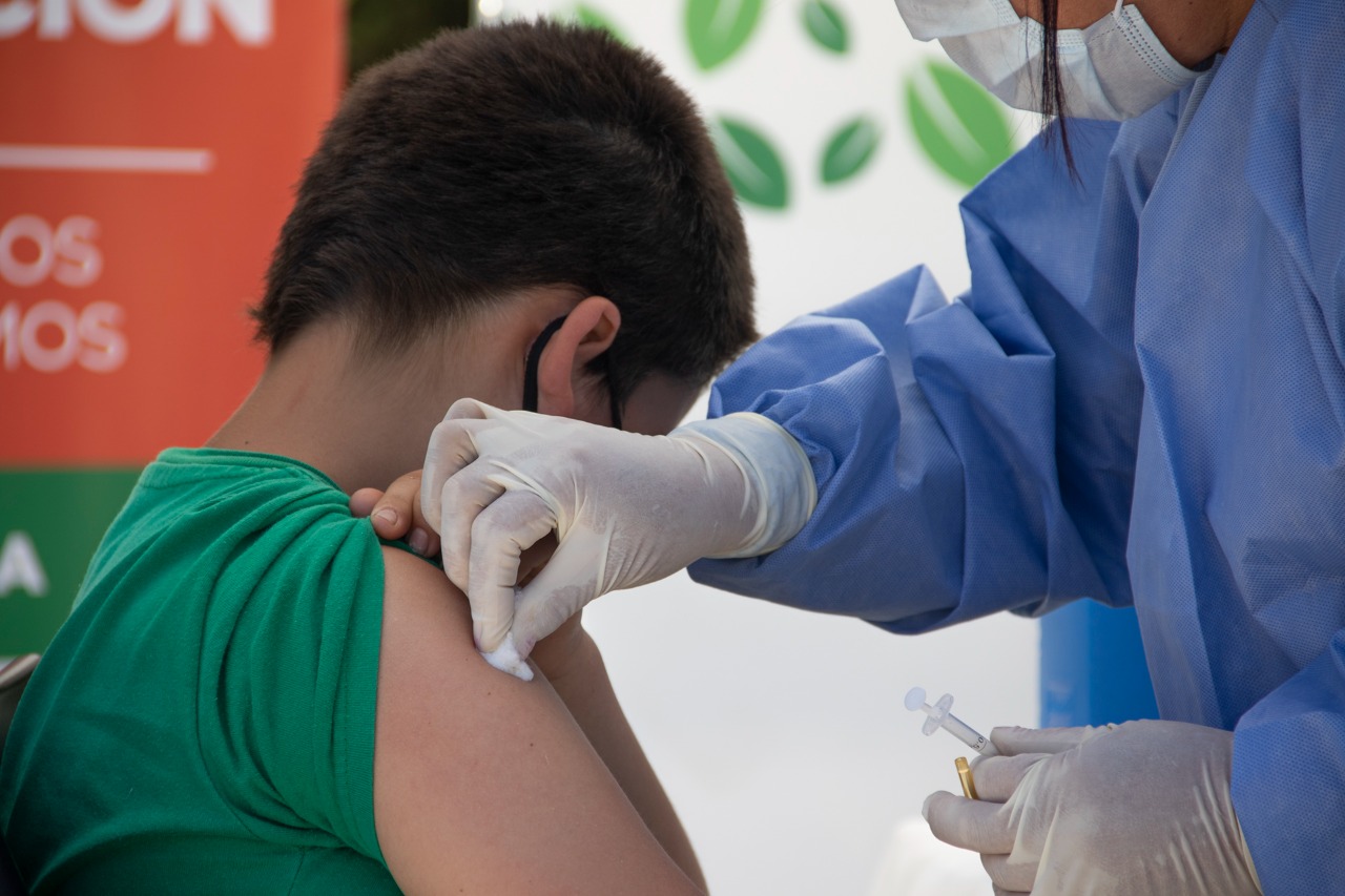 Más de 2 millones de niñas y niños ya se vacunaron con una dosis contra el coronavirus