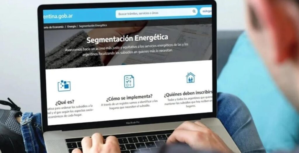 Termina esta medianoche el plazo para solicitar el acceso a los subsidios en luz y gas