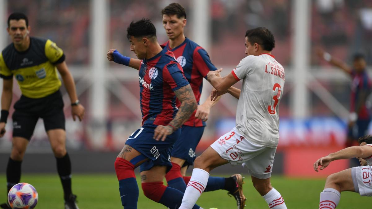 argentinos le gana a san lorenzo al cabo del primer tiempo