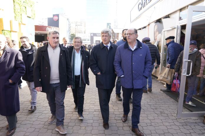 la mesa de enlace criticó las medidas del gobierno en un almuerzo con directivos de la sociedad rural