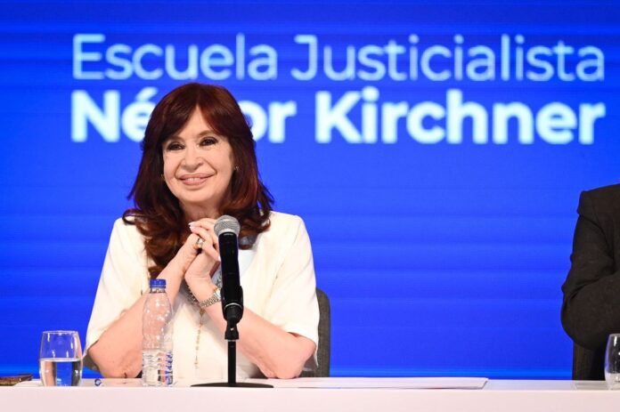 cristina cruzó a macri por la deuda con el fmi: “los trajiste vos, papi, hacete cargo”