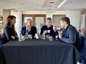 La Costa: Juan de Jesús y Favale tuvieron la primera reunión de trabajo luego de las primarias