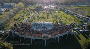 Madariaga vivió otro multitudinario y exitoso festejo en el Paseo del Bicentenario