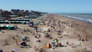 Alquileres, reservas en dólares y aumentos cuánto costará veranear en Pinamar, habló Gustavo Sosa empresario local