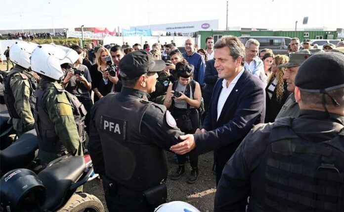 CFK: en economía "no se puede hacer ficción"; destacó que Massa "dijo la verdad"