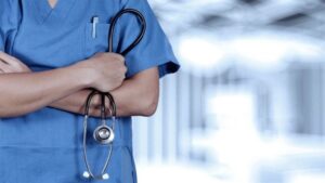 Crece la polémica por el cobro de copagos de los profesionales de la salud