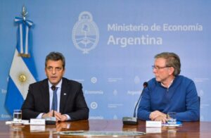 El Gobierno oficializó "llevar a cero" las retenciones de las economías regionales con valor agregado