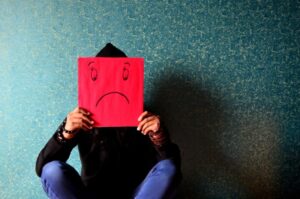 Especialistas alertan sobre las señales del suicidio en adolescentes