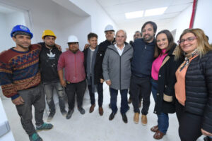 Kicillof recorrió obras en General Lavalle y dijo que “todavía falta mucho por hacer”
