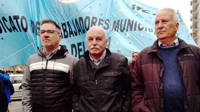 El líder de los municipales de General Pueyrredon, Antonio Gilardi, en una marcha. (0223)