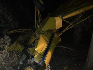 Una avioneta se vino abajo sobre un monte en San Cayetano y el piloto salió ileso