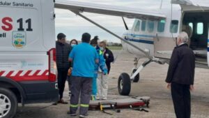 Villa Gesell: Franco, el joven que chocó con un caballo, fue sometido a una compleja operación y lograron su traslado