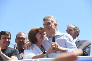 Bullrich cruzó a Macri por pedir que JxC apoye a Milei si llega a la Presidencia