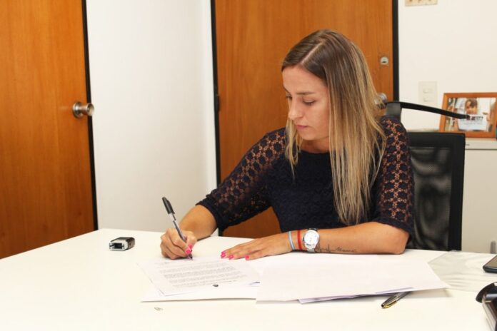 Diputada opositora acusa a Kicillof de paralizar obras hidráulicas