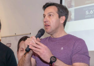 El intendente reelecto de Necochea por espacio vecinalista dijo que acompañará a Massa en la segunda vuelta