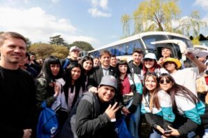 El programa de viajes de egresados gratis alcanza al 85% de los estudiantes de la provincia