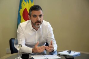Girard respaldó a Massa y advirtió que “la fuga de capitales con evasión fiscal es un delito penal”