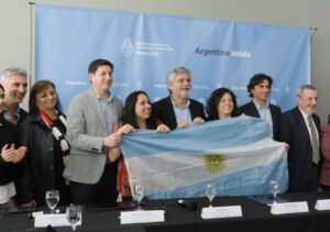 Hito de la ciencia nacional: presentaron la vacuna ARVAC Cecilia Grierson