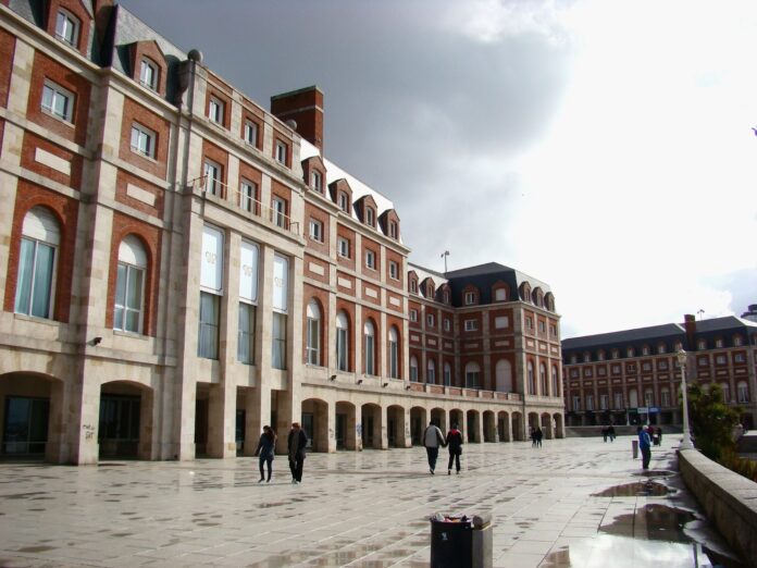 Se abre la licitación para restaurar la zona de la Rambla de Mar del Plata. (Mabel Úbeda)