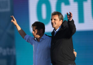 Kicillof, duro con Milei y Bullrich, llamó a votar para que Massa “sea presidente”