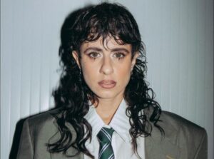 Marilina Bertoldi en el Festival Capital: "Votar por Milei es de homofóbico, racista, clasista, misógino y anti Argentina"