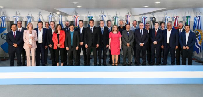 Massa reunió a gobernadores peronistas y tuvo foto de unidad