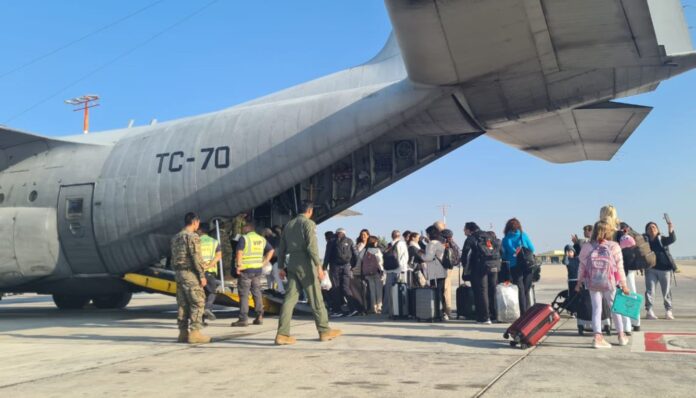 "Regreso Seguro": comenzó el operativo para repatriar a 49 argentinos que ya salieron de Tel Aviv