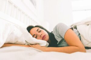 Trastornos del sueño: las mujeres son más propensas a sufrirlos y cómo pueden prevenirse