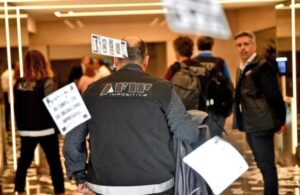 Una financiera porteña utilizaba fugaba dólares mediante CUITs de personas indigentes