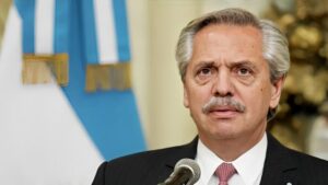 Alberto Fernández felicitó a Milei y prometió “una transición ordenada”