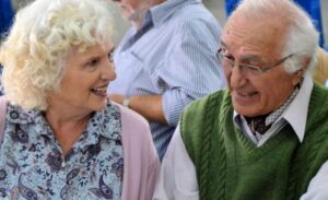 Anses oficializa la suba del 20,87% de jubilaciones y pensiones por la movilidad