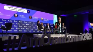 La AmCham pide al próximo gobierno un plan de estabilización y flexibilidad laboral