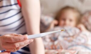 La OMS mostró su preocupación por el aumento de casos de neumonía en niños en hospitales de China