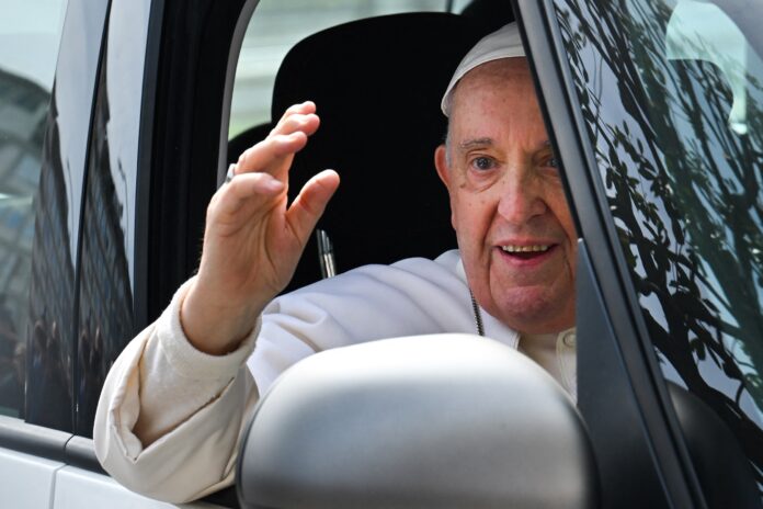 Los obispos argentinos le piden al papa Francisco que visite el país