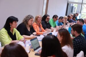 Paritarias: Provincia ofreció un 15% para noviembre y los docentes lo rechazaron