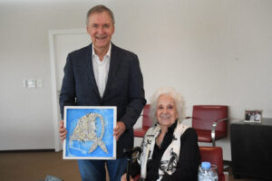 Schiaretti recibió a Estela de Carlotto en Córdoba una semana antes del balotaje: “Es algo significativo”