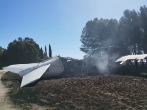 Tremendo incendio en una base aeronaval afectó dos aviones en desuso