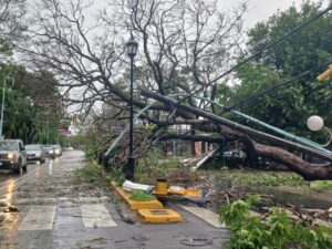 El día después del temporal: 16 fallecidos, 7 mil familias afectadas y emergencia en toda la provincia