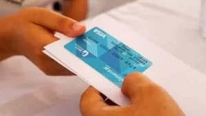 El Gobierno de Milei anunció un importante aumento en la AUH y Tarjeta Alimentar
