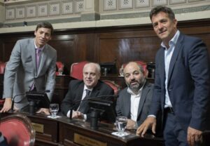 Juntos por el Cambio también dividió sus bloques en el Senado bonaerense