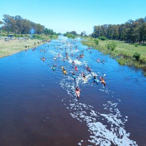 La Región: cómo sigue la travesía en kayaks que une Dolores y San Clemente