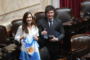 Línea sucesoria: Milei propone a Menem y Paoltroni para presidir Diputados y Senado