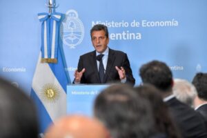 Massa publicó el último informe de gestión de Economía y contradice la idea de “caja vacía” de Milei