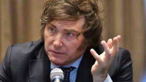Milei cruzó a quienes se oponen al DNU: “por sadismo” o “por corruptos”