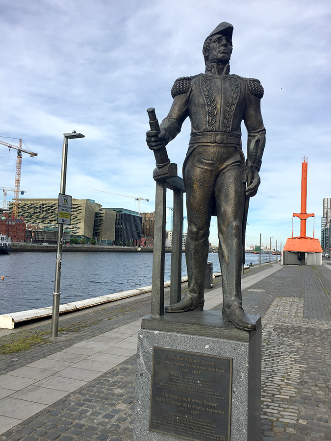 ¿Sabías que en Irlanda hay una estatua del Almirante Brown?