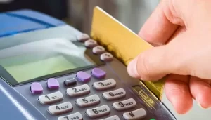 Tarjetas de crédito: ¿Qué cambios introduce el DNU de Milei?