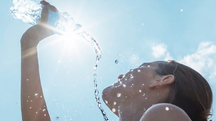 Campaña de salud para el verano: recomendaciones ante posibles golpes de calor, consumos, vínculos y dengue