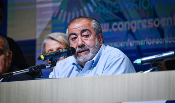 Daer: “no van a poder caminar por la calle si van y entregan el Banco Nación”