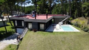 Detectan 215 casas de lujo en Pinamar que figuraban como baldíos