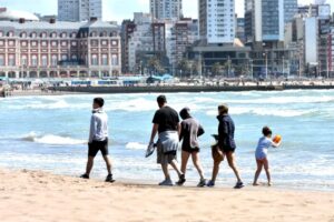 El 46% de la clase media no planea salir de vacaciones, según una encuesta